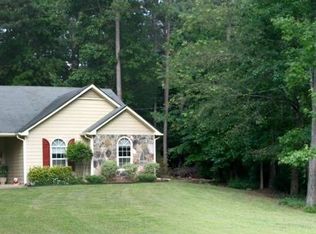 105 Lindsey Ln, Sharpsburg, GA 30277