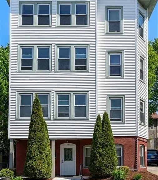 31 Chrome St #3 — Photo 1