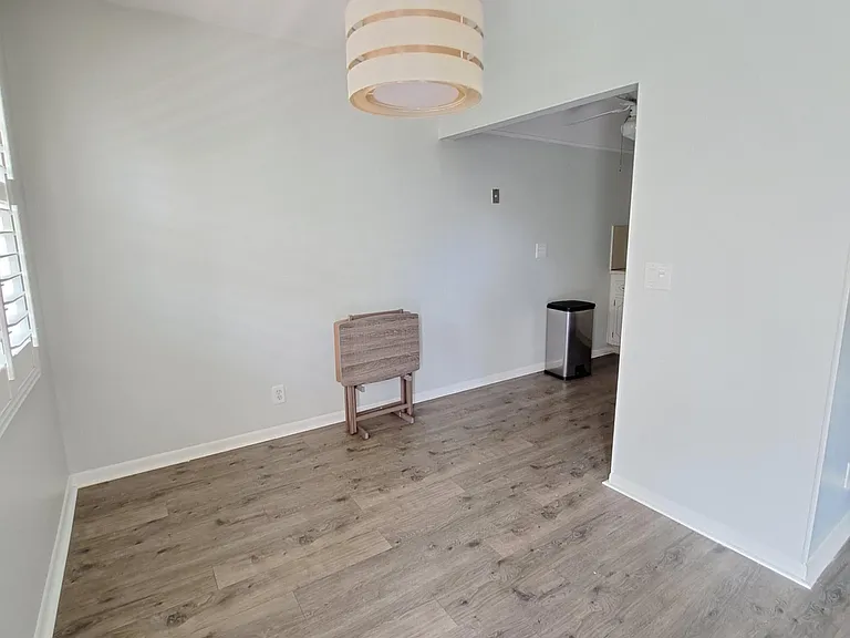 42 Norwich E #B — Photo 4