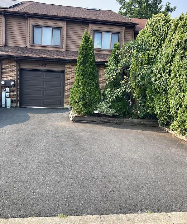 1st image of 5427 Pinehurst Dr