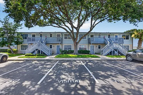 700 W Pope Rd Photo 1