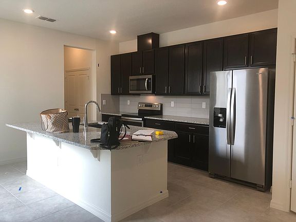 3rd image of 13716 Summerport Village Pkwy