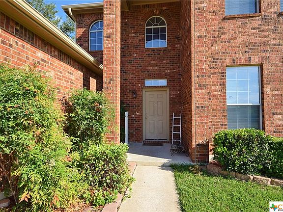 3rd image of 214 Ponderosa Dr