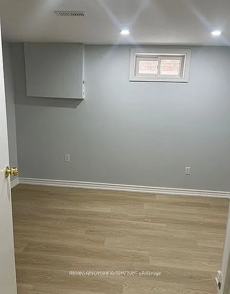 53 Dakin Dr N #BASEMENT — Photo 6