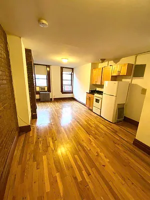 Rented by MOTION New York | media 32