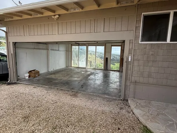 1617 Paula Dr, Honolulu, HI 96816