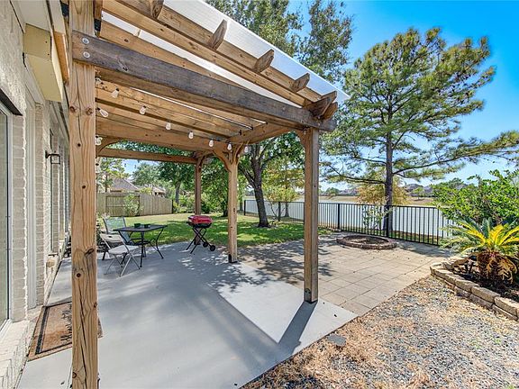 5th image of 2610 White Falls Drive