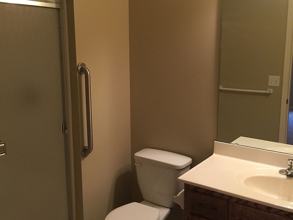 1st image of 207 NW Jackie Ave