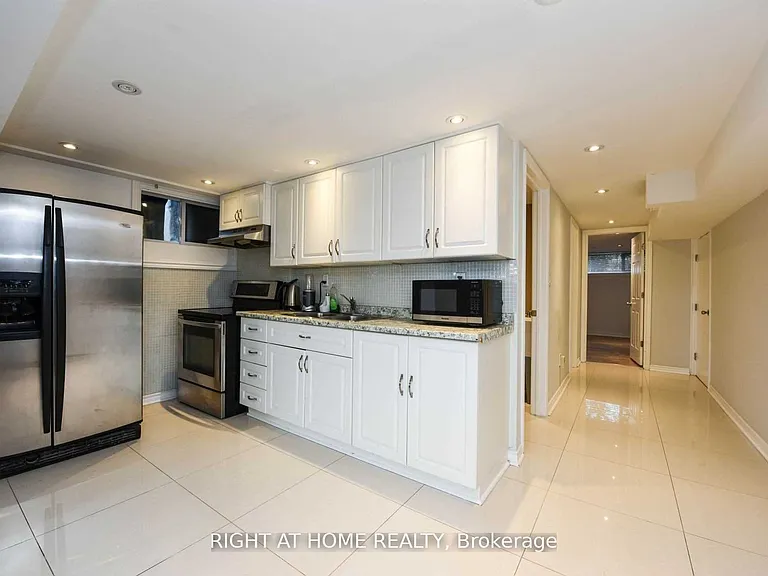 31 E Griggsden Ave — Photo 4
