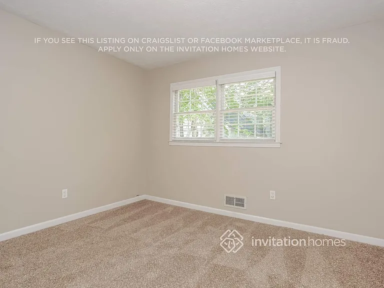 631 Shannon Green Cir SW — Photo 12