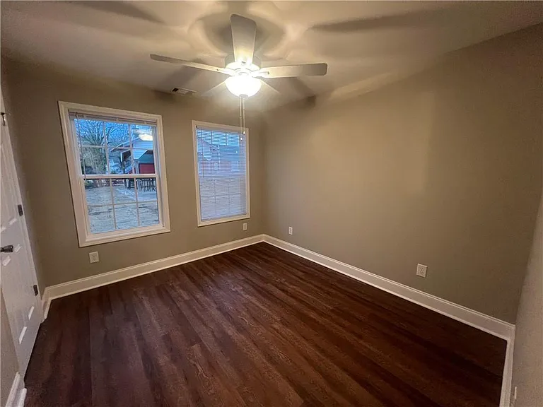 13 Myrtle Dr — Photo 5