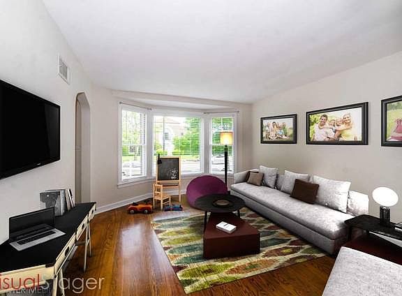 4th image of 2032 N Oak Park Ave