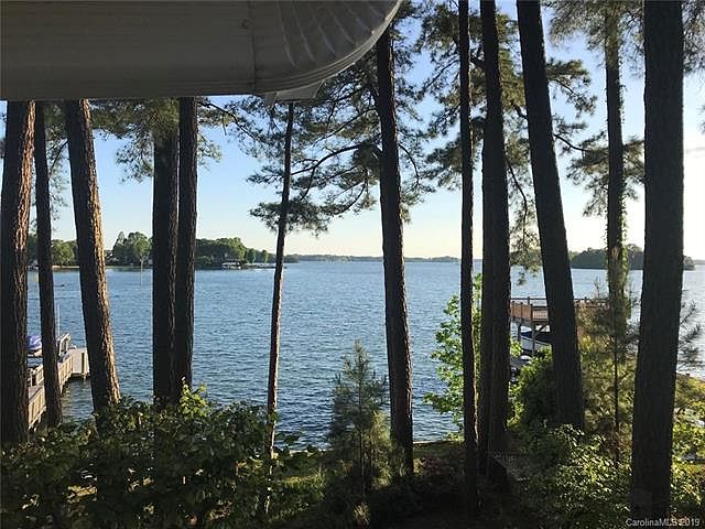 1st image of 20935 Island Forest Dr
