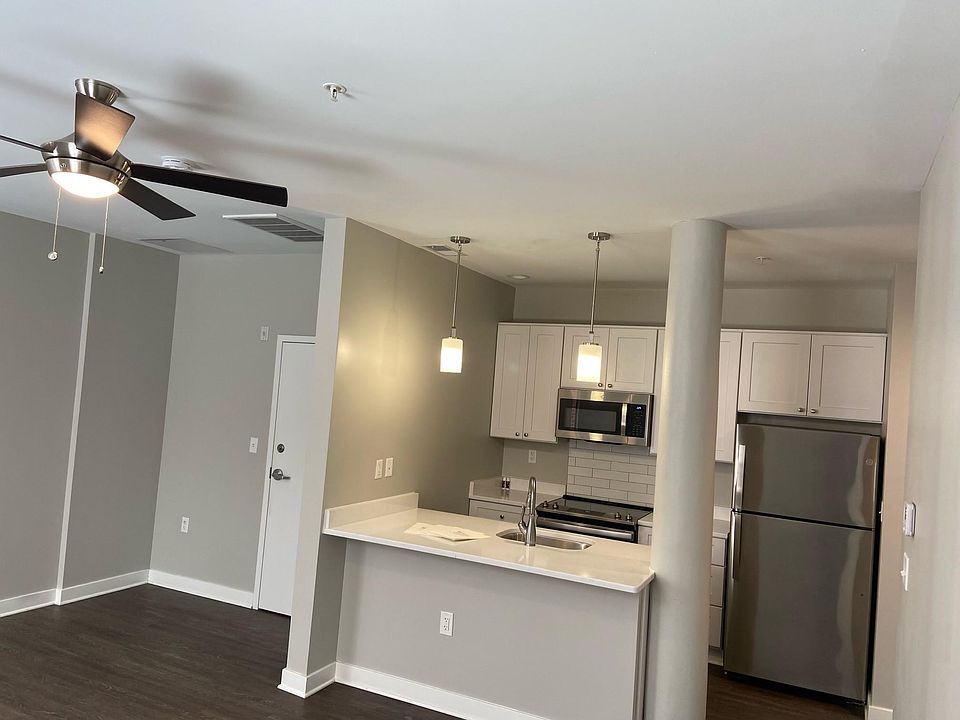 1st image of 115 W Tazewell St #2B