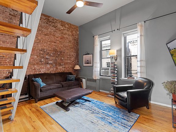 2nd image of 76 W 85th St APT 5A