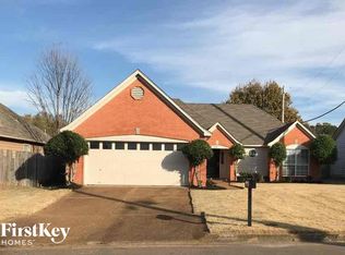 5394 Crystal Oak Dr, Memphis, TN 38141