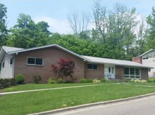 625 Valleyview Dr, Endicott, NY 13760