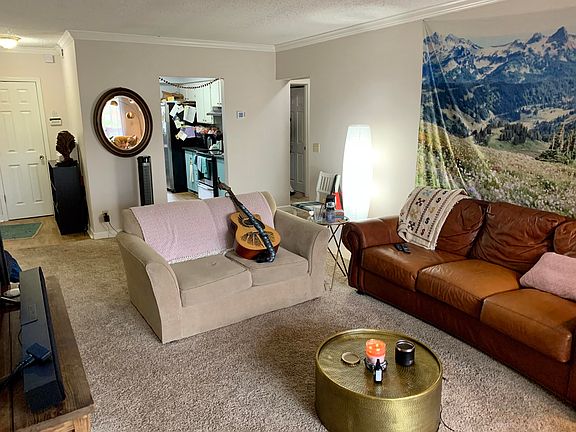 4th image of 509 11th St APT 4005