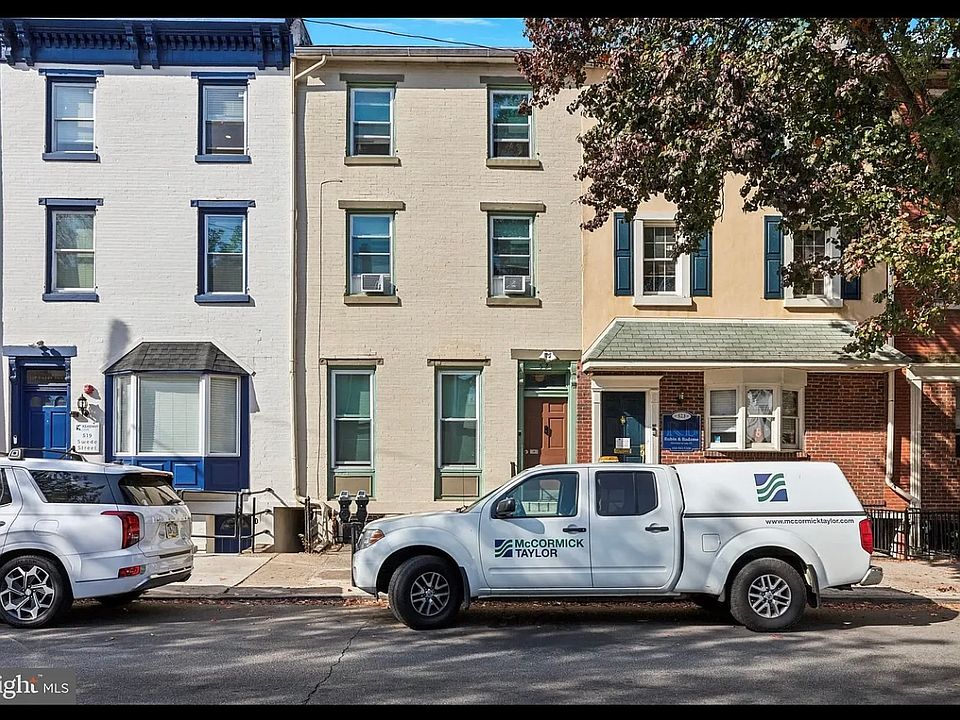 Front of Building - Attorney's Row