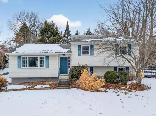 85 Farries Avenue, Florida, NY 10921