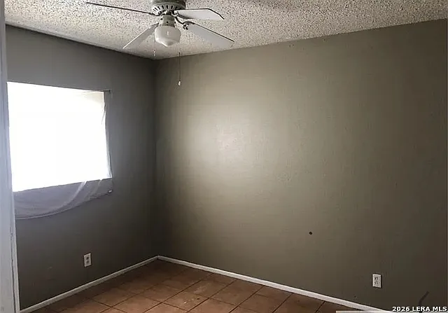 9130 Kings Hbr — Photo 11
