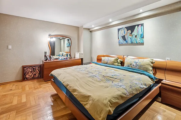 Sold by Brown Harris Stevens Forest Hills LLC | media 16