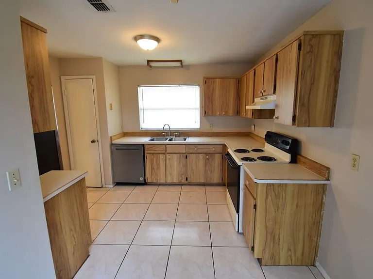 3285 Peace Pipe Dr — Photo 8