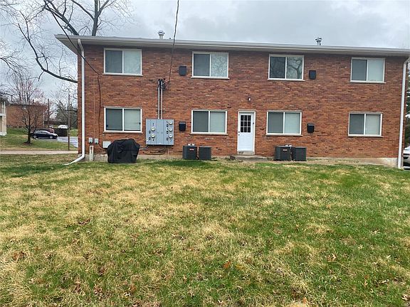 2nd image of 9960 Broadmoor Dr