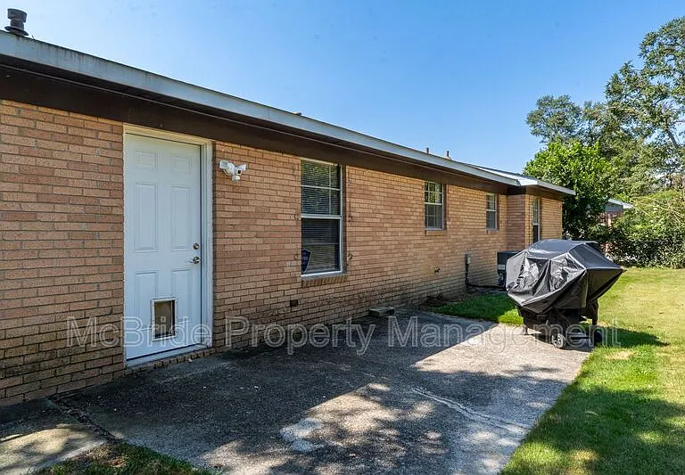 3615 Goldfinch Dr — Photo 30