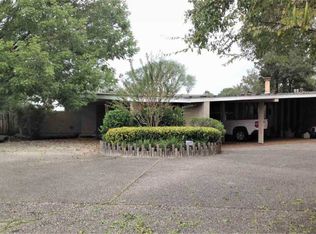 5910 Zenith St, Beaumont, TX 77706