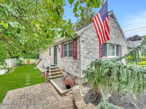84 Ravine Drive, Matawan, NJ 07747