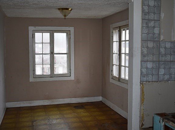2nd image of 1944 Realtor Way