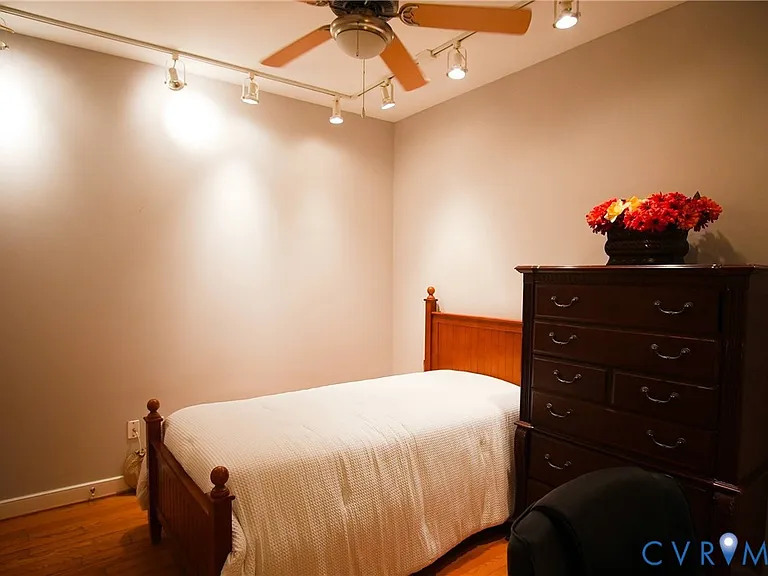 215 N 19th St #U11 — Photo 21