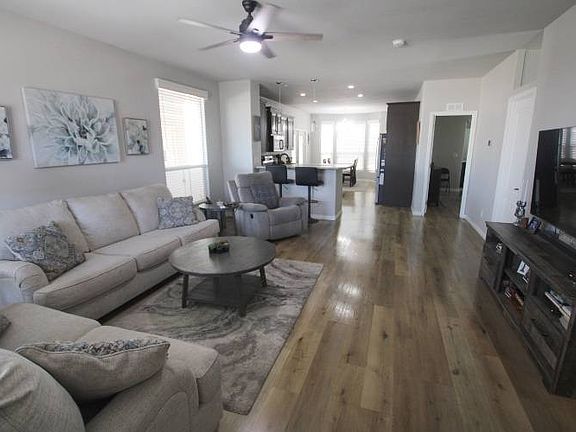 4th image of 1837 N Thornton Rd #84