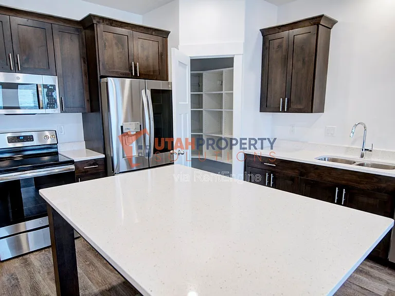 2737 E Iron Bark Aly — Photo 8