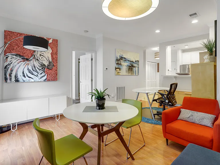 1320 N Wayne St — Photo 18