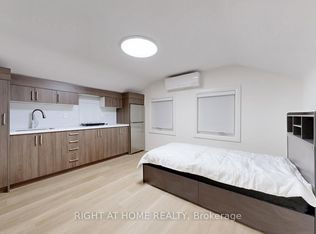 61 Gladys Rd UNIT 3, Toronto, ON M1C1C7