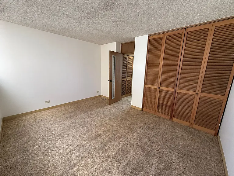 500 University Ave #930 — Photo 7