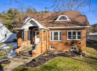 115 S East St, Wonewoc, WI 53968