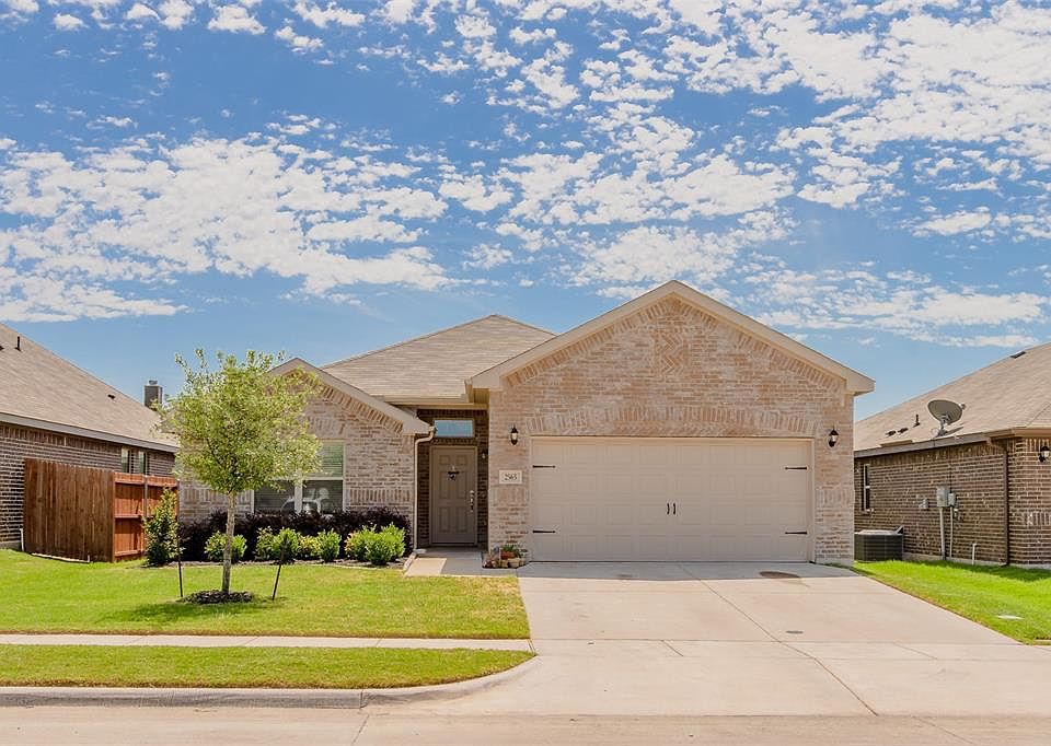 1st image of 2565 Old Buck Dr