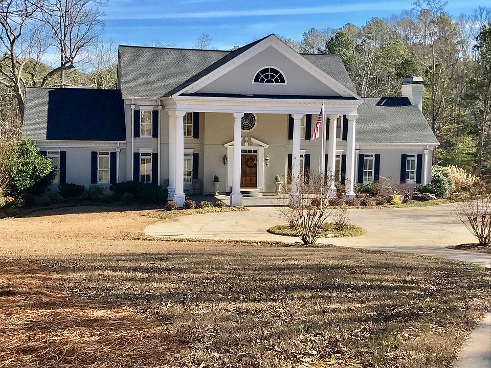 Front of house in winter