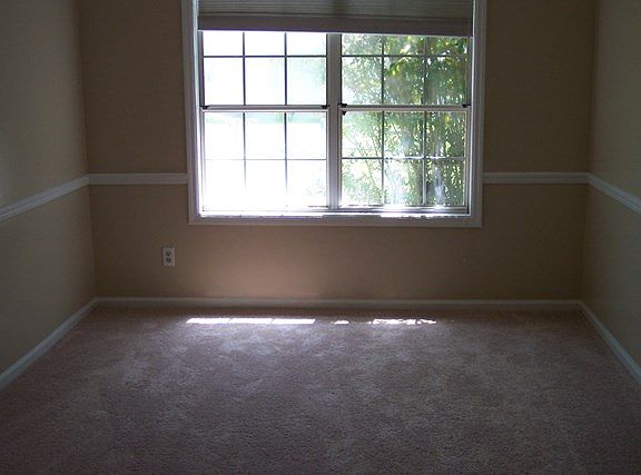 5th image of 3903 Camellia Dr