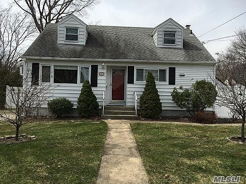 1st image of 432 Roosevelt Ave