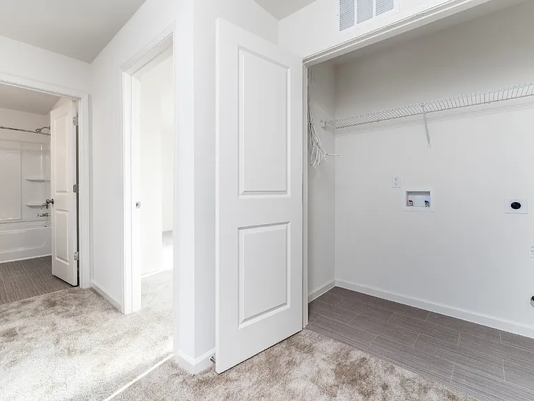 3662 Foxton Dr — Photo 20
