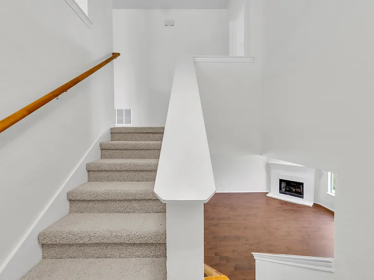 13221 Elmhurst Dr — Photo 21