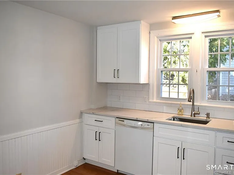 12 Southfield Rd — Photo 5