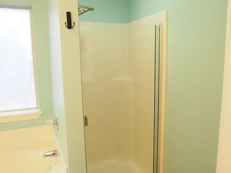 511 Lonestar Park Ln — Photo 15