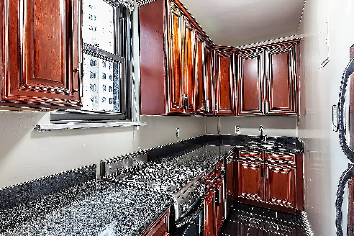 150 West 47th Street — Photo 3