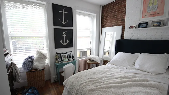 Rented by Compass | media 22