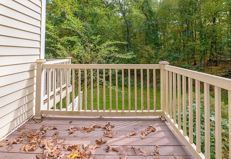 14 Currier Pl — Photo 27